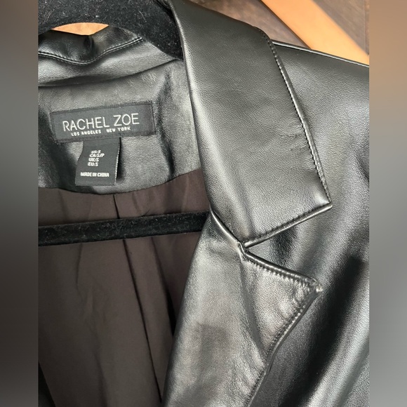 Rachel Zoe Faux Leather 90s Blazer Cinched Sleeves Size Small - Picture 11 of 11